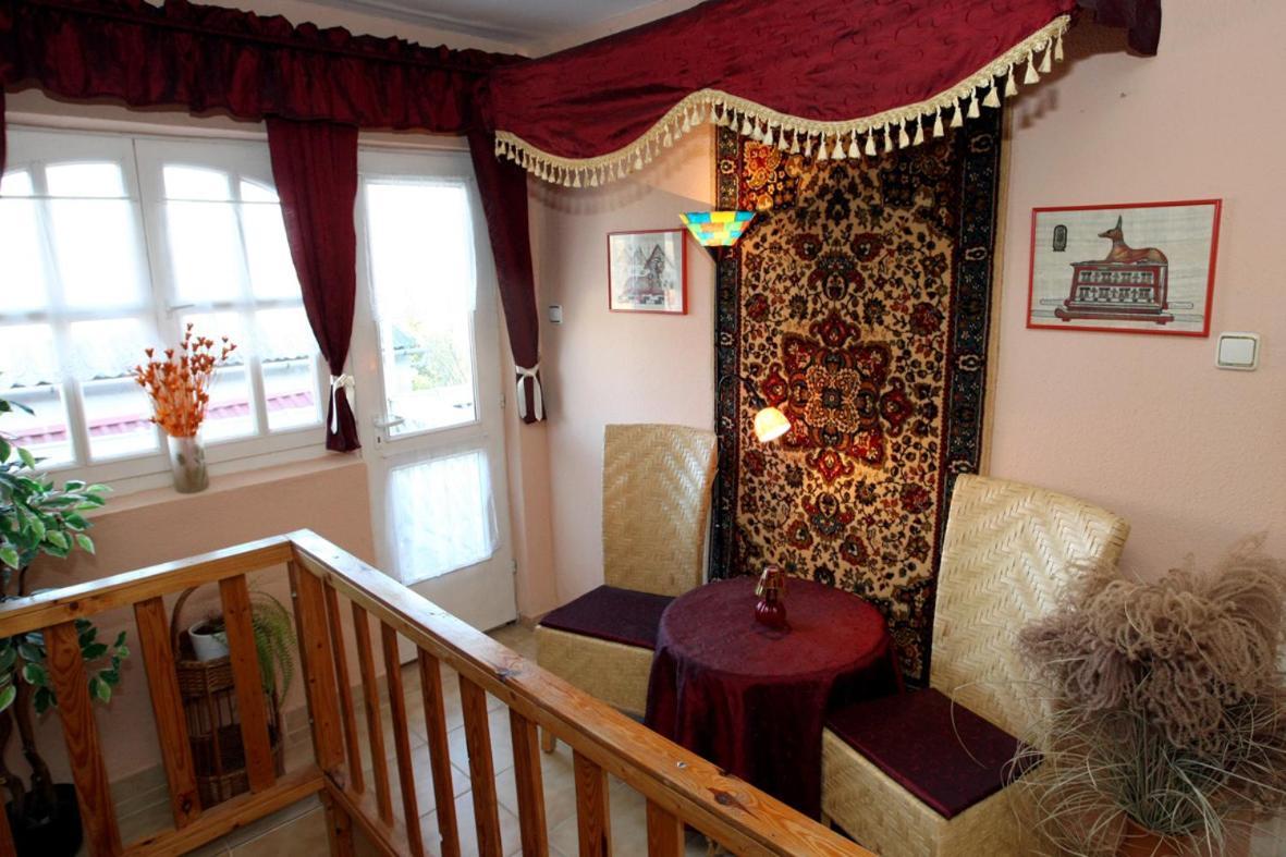 Castello Vendeg Es Apartmanhaz إغير المظهر الخارجي الصورة