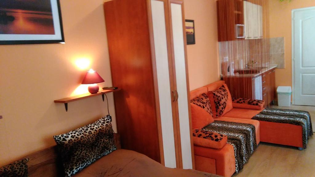 Castello Vendeg Es Apartmanhaz إغير المظهر الخارجي الصورة